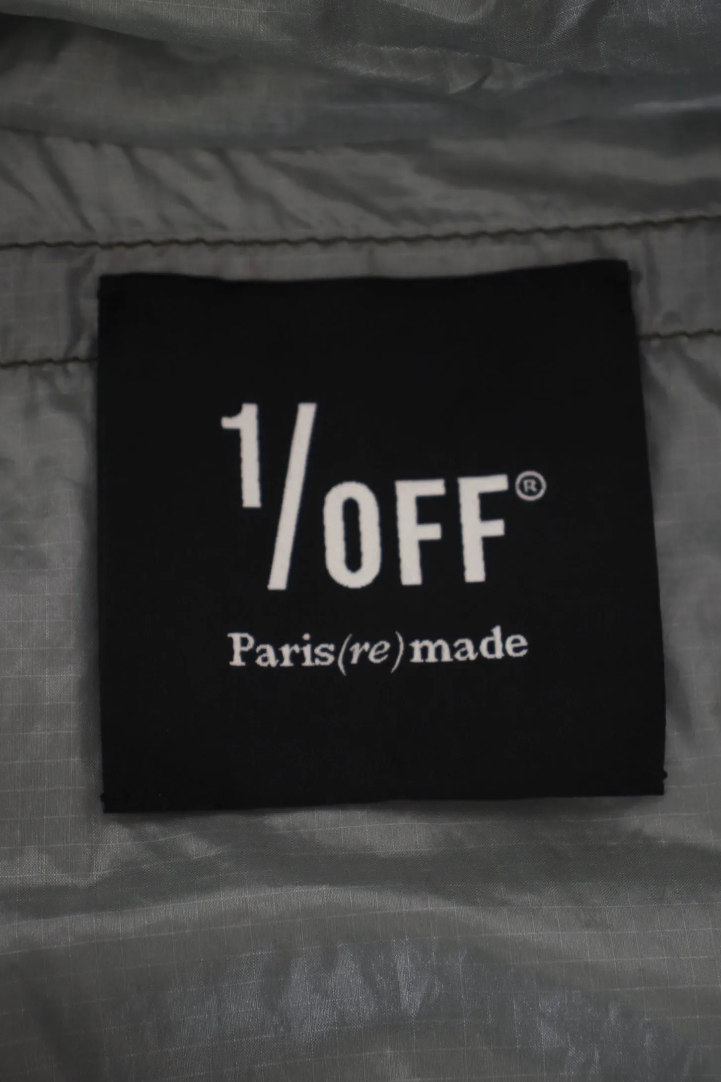 1/ Off Parachute Hooded Parka
