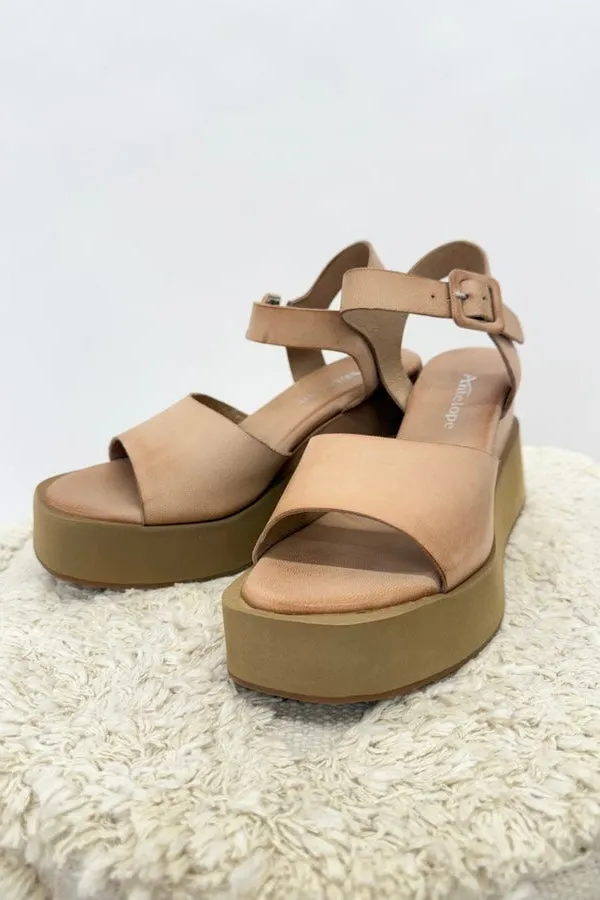 Antelope June Make Up Leather Buckle Wedge