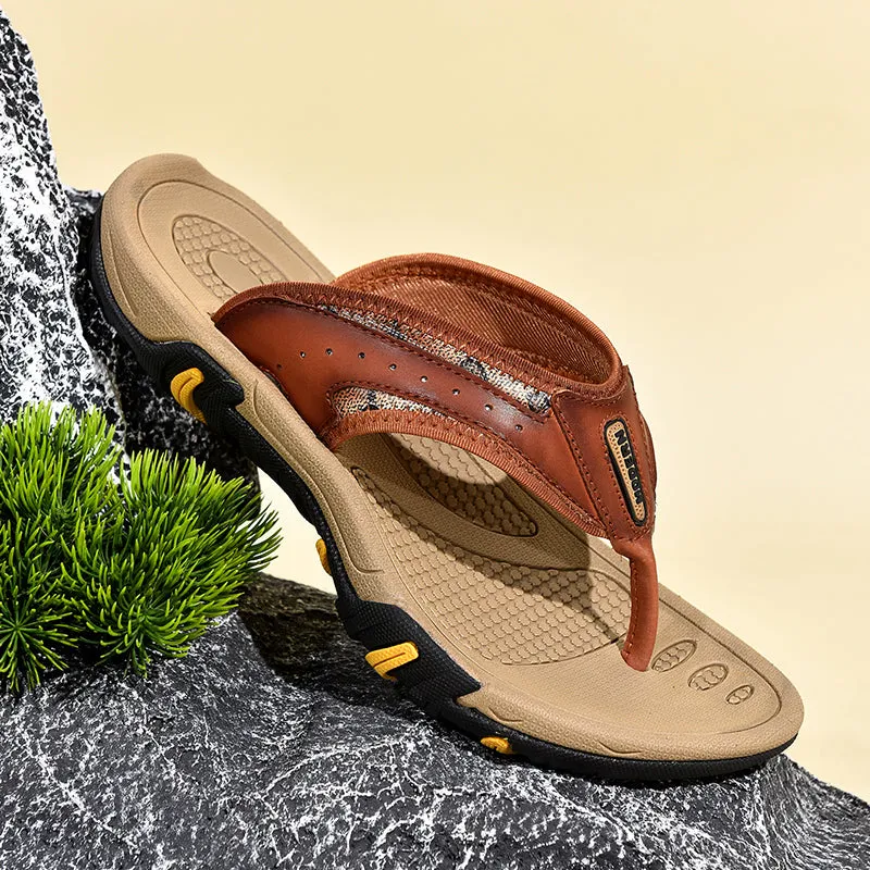 Breathable, comfortable flat outdoor sandals for men