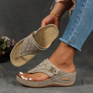 Breathable mesh sports sandals with non-slip sole