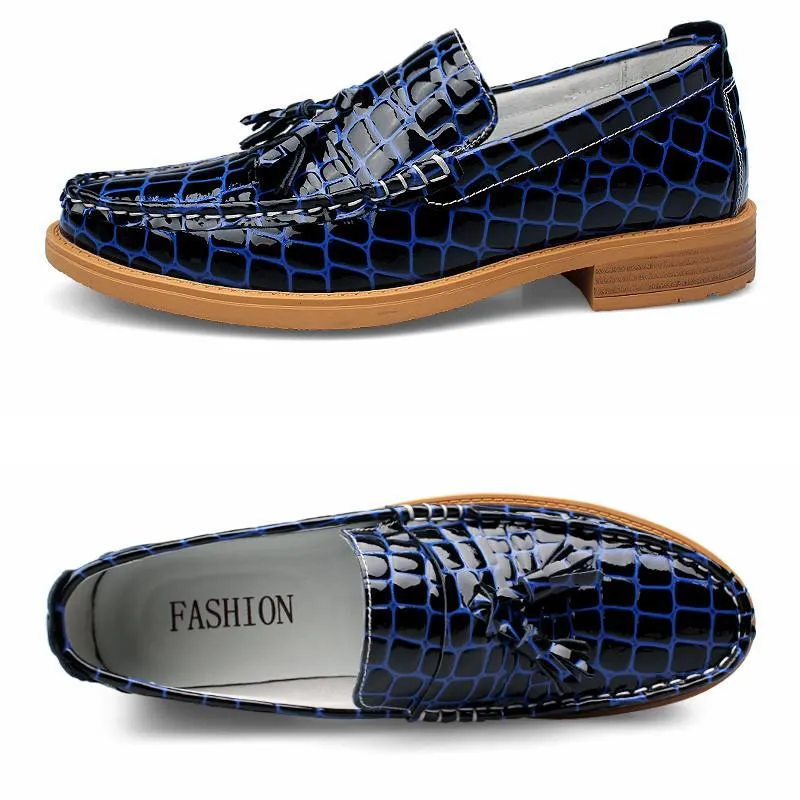 Crocodile Pattern Genuine Leather Moccasins In 2 Colors!