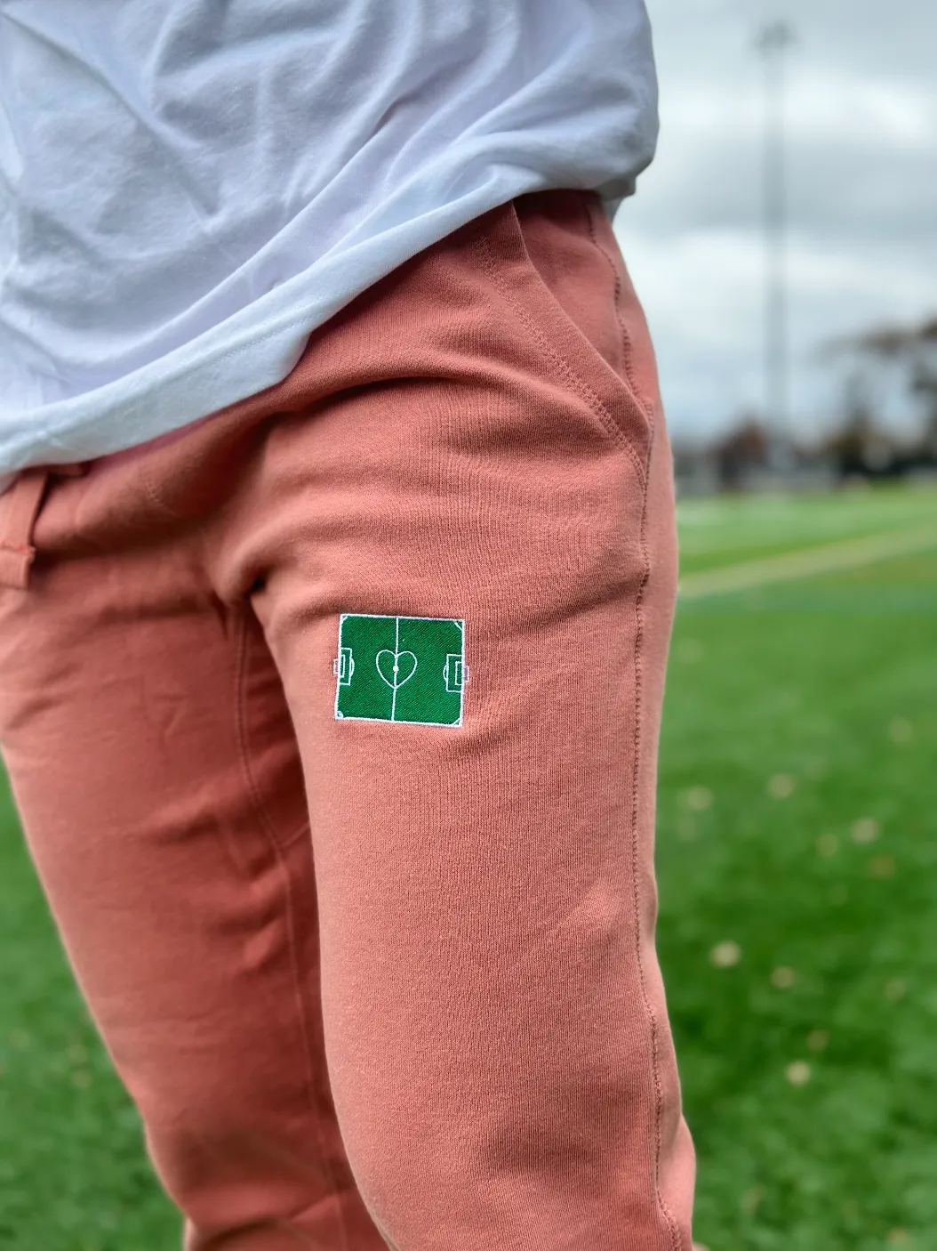 Field Love Fleece Embroidered Joggers