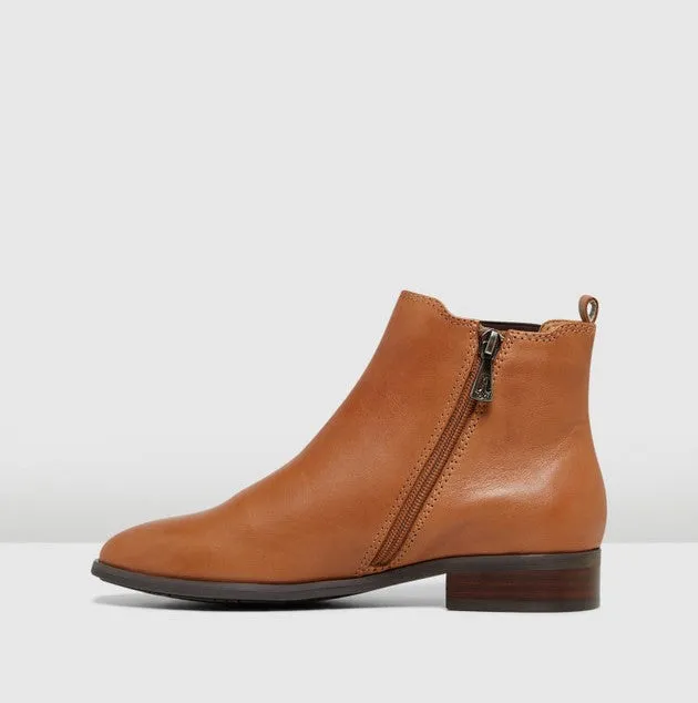 Hush Puppies: Camden