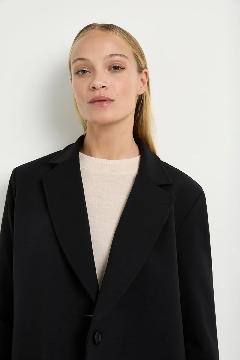 Mela Purdie Shaped Blazer in Black F095 4123