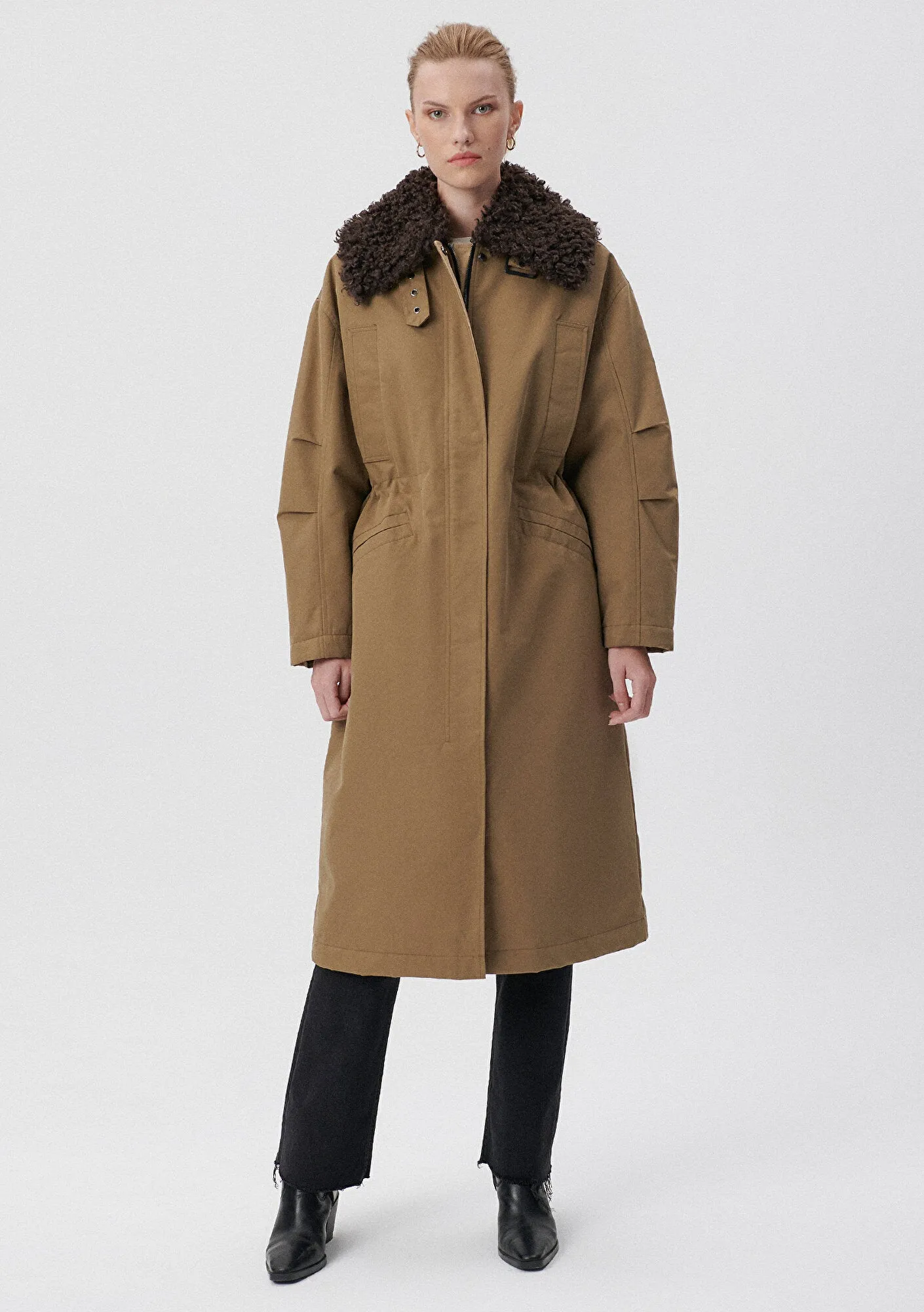 Premium Faux Fur Detailed Jacket