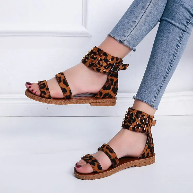Spring and Summer Large Size Flat Rivet One-strap Buckle Sandals