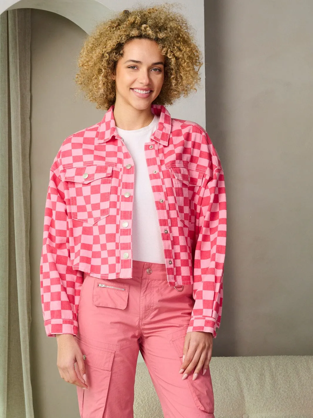 WOMEN'S LONG SLEEVE BUTTON CLOSURE CHECKERS DENIM CROP JACKET