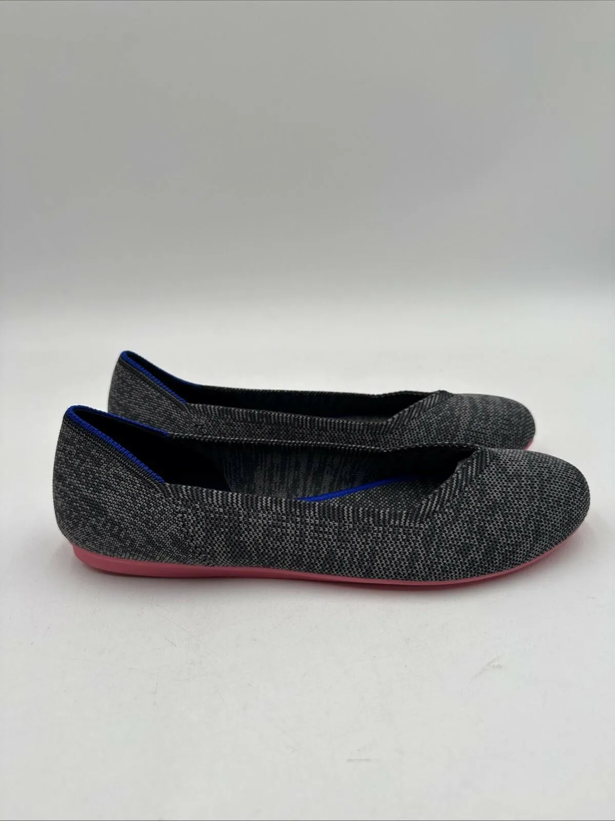Women’s Rothy’s The Flats Color Gray Birdseye Flats Pink Sole Size 8.5 - Very Good